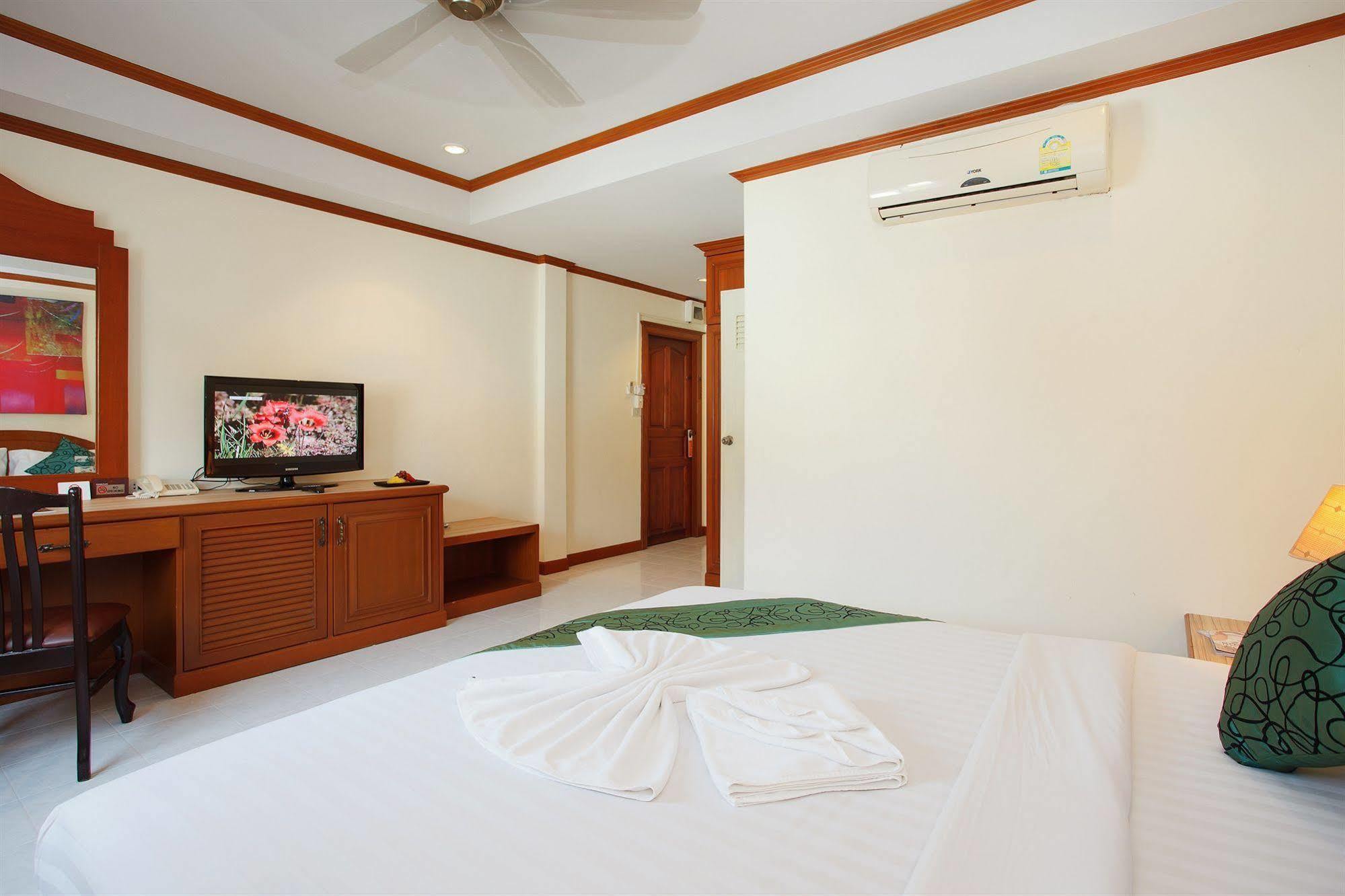The Yim Siam Hotel Patong المظهر الخارجي الصورة